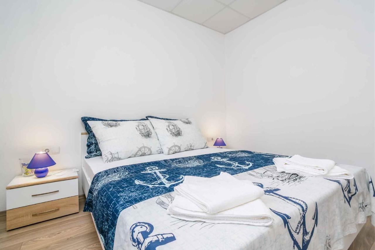 Apartments In Cizici/Insel Krk 31083 Ngoại thất bức ảnh