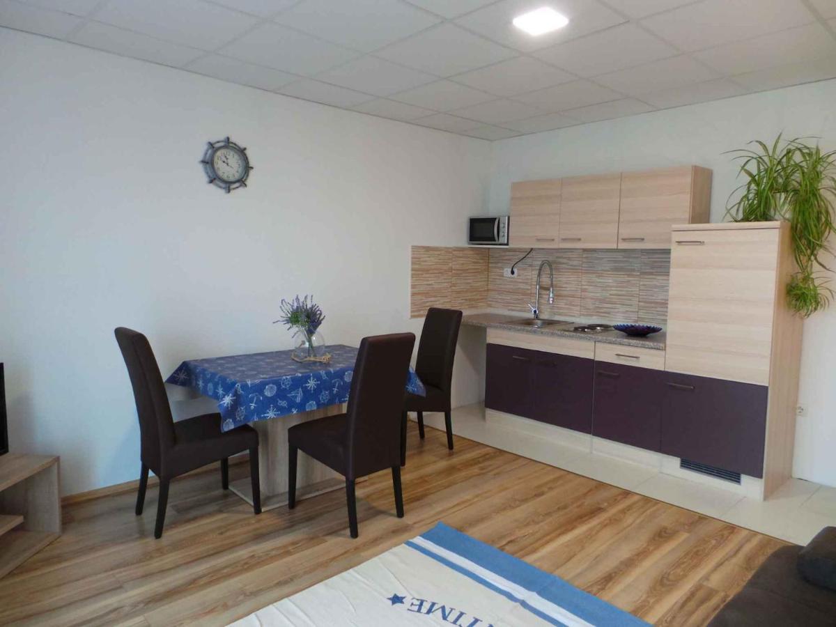 Apartments In Cizici/Insel Krk 31083 Ngoại thất bức ảnh